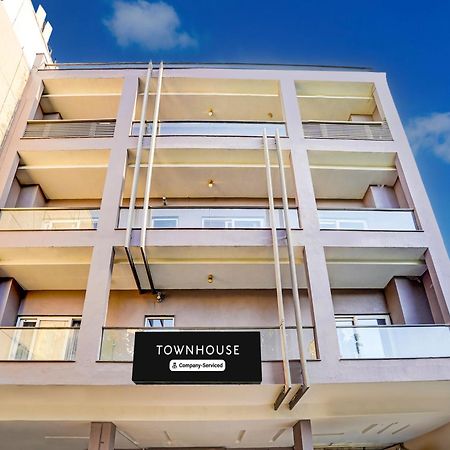 Super Townhouse Pitampura West Enclave Hotel Delhi  Luaran gambar