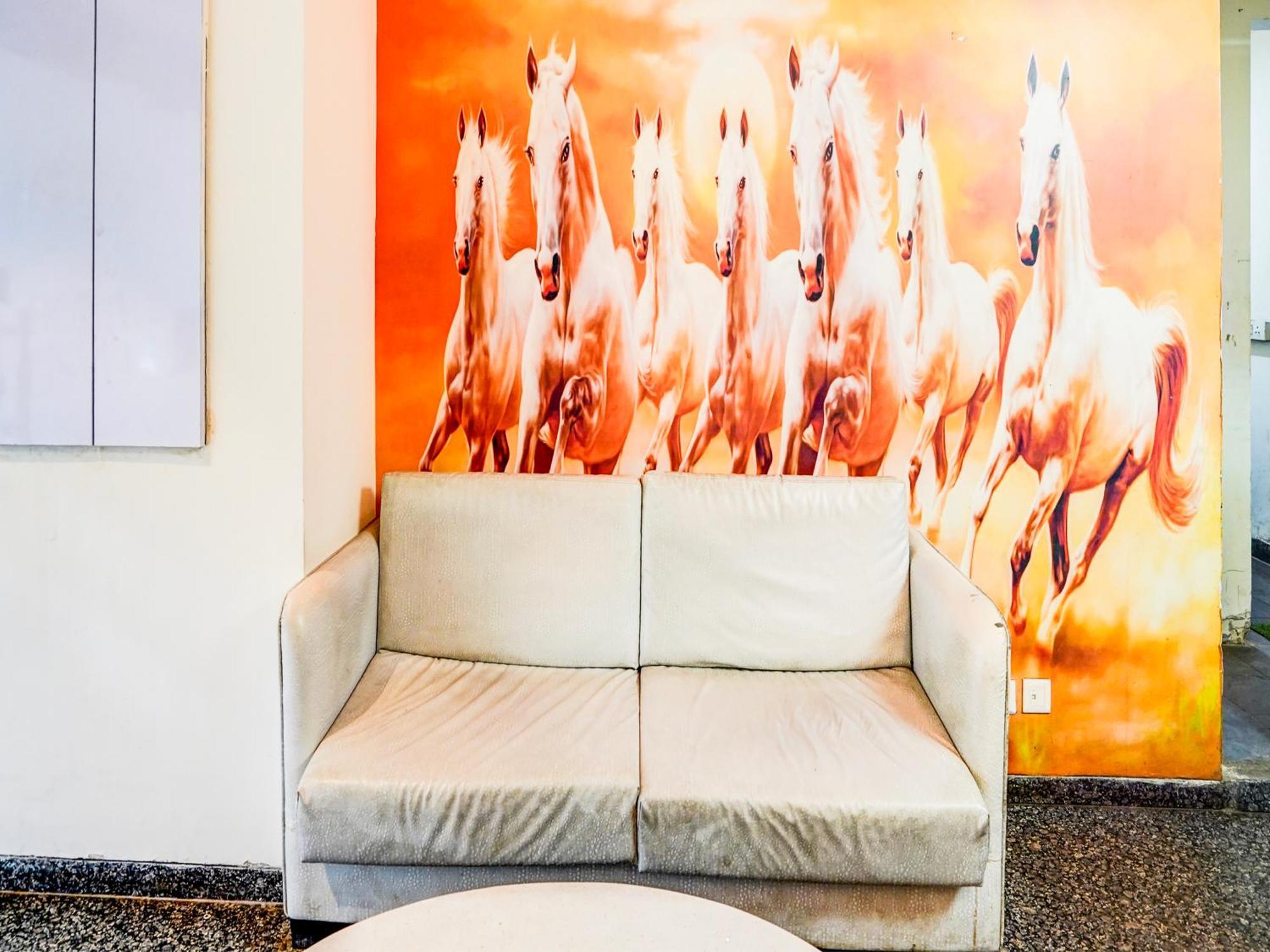 Super Townhouse Pitampura West Enclave Hotel Delhi  Luaran gambar