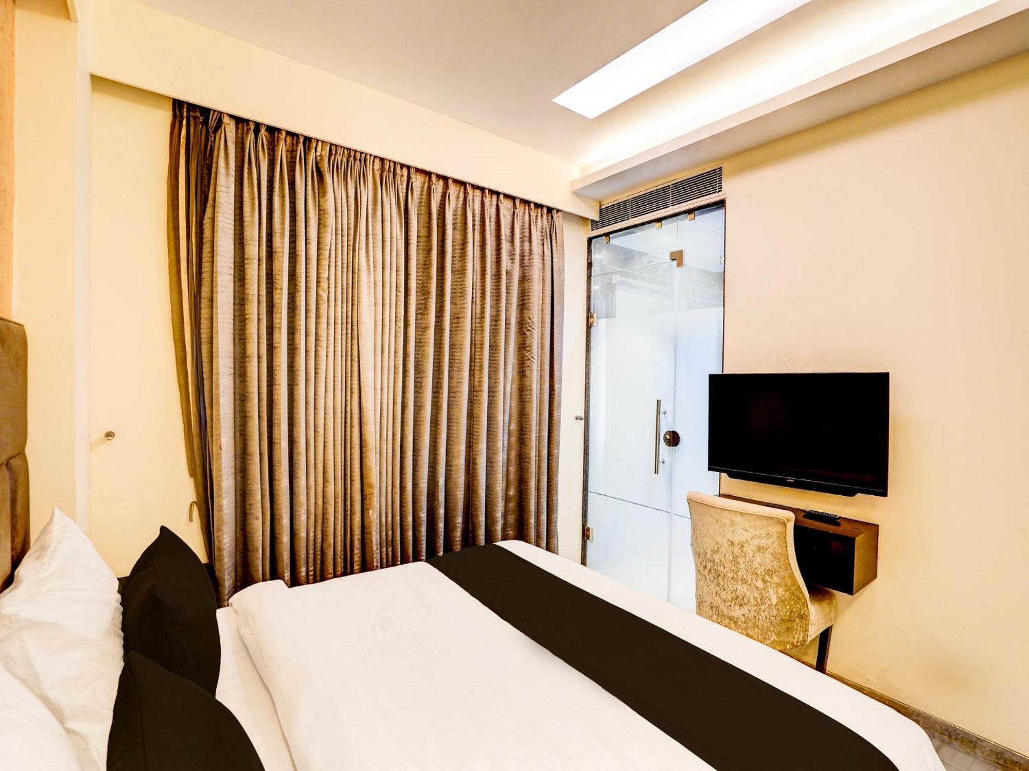 Super Townhouse Pitampura West Enclave Hotel Delhi  Luaran gambar